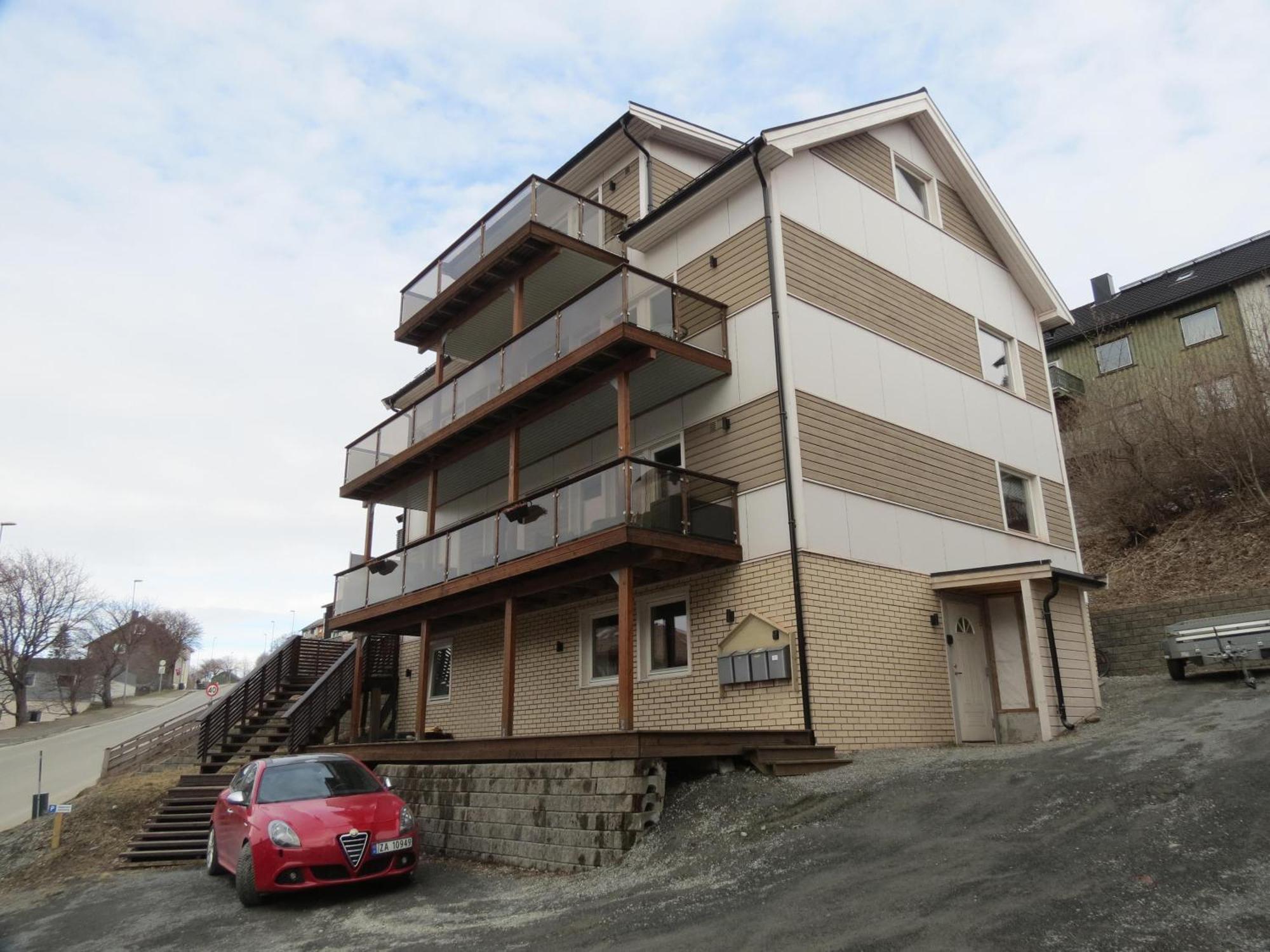 Koselig Og Moderne Leilighet, Meget Sentralt I Narvik Med Gratis Parkering! Eksteriør bilde